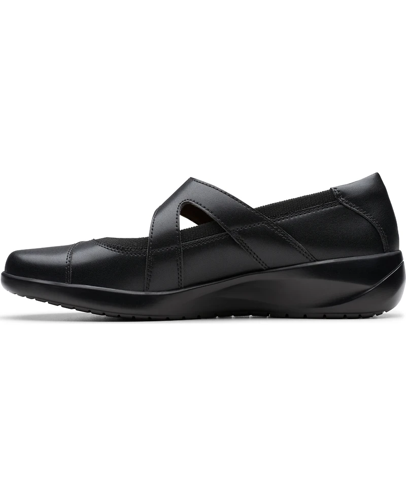 Clarks Women's Kaetlyn Jane Round Toe Flats