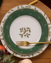 Holly Berry 9" Accent Plate, Set of 4