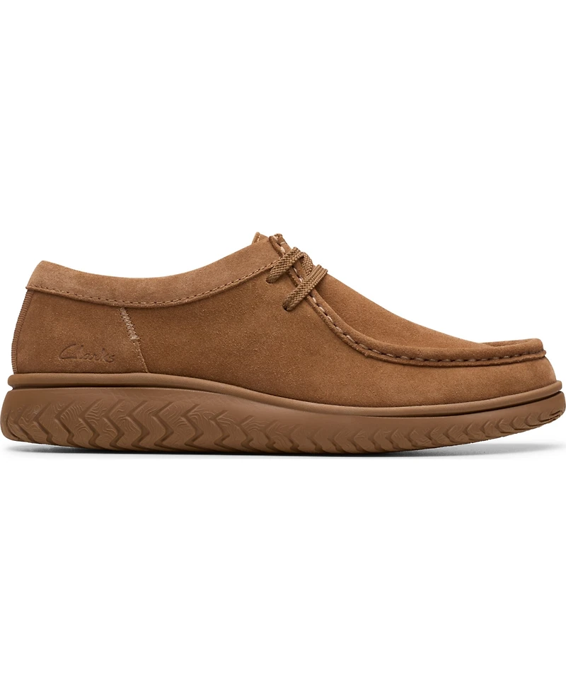 Clarks Men's RelaxLite Low Casual Slip On Sneakers