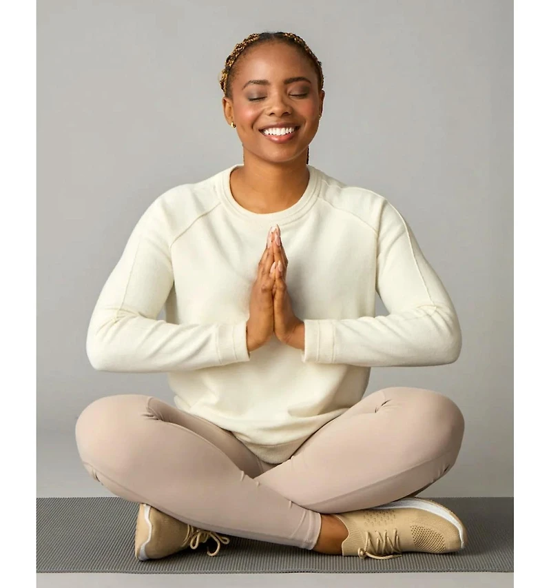 LuxLined Women's Itch-Free Merino Wool Crewneck Sweater with Soft Inner Lining