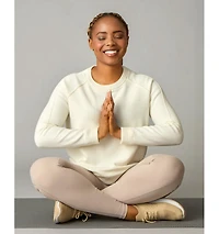 LuxLined Women's Itch-Free Merino Wool Crewneck Sweater with Soft Inner Lining