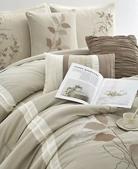 Stratford Park Lucy 7-Pc. Comforter Set