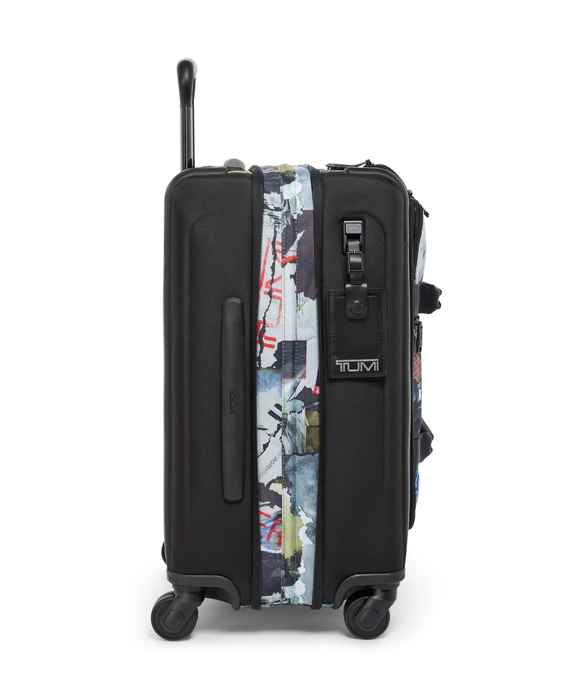 Tumi Alpha 21.8" International Expandable Front Lid Carry-On Spinner
