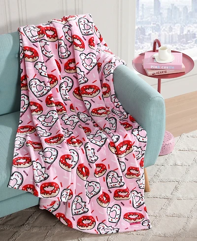 Closeout! Betsey Johnson Ultra Soft Plush Fleece Throw, 50" x 70"
