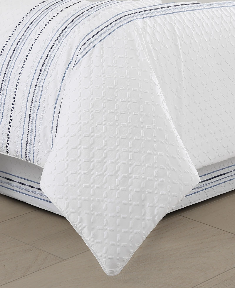 J Queen New York Bayside Embroidered 4-Pc. Comforter Set, Queen