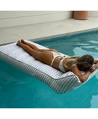 Sunnylife Luxe Lie-On Lounger: La Palma Sage Stripe