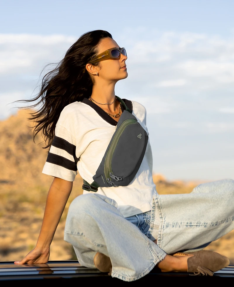 Travelon Anti-Theft The Voyages Waist Pack