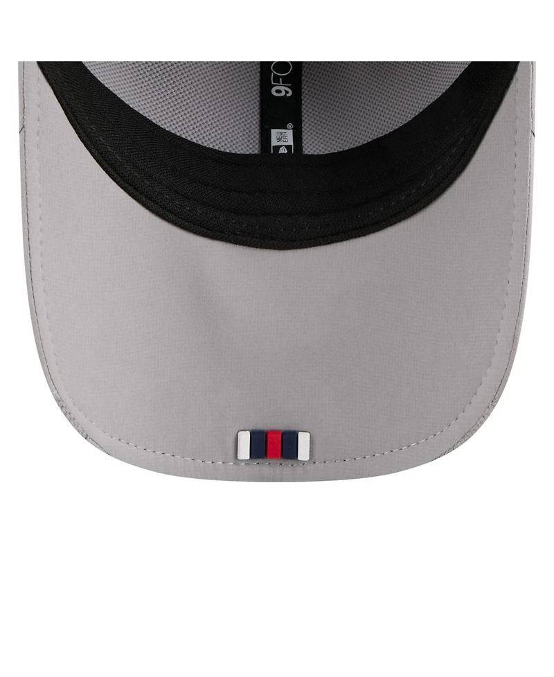 New Era Men's Gray New England Patriots 2025 Sideline M-crown 9FORTY Adjustable Hat