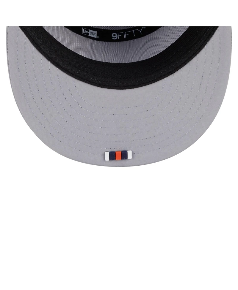 New Era Men's Gray Chicago Bears 2025 Sideline Split Panel 9FIFTY Snapback Hat