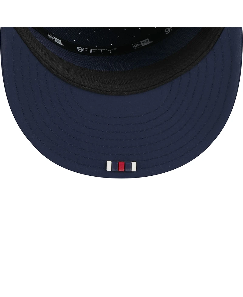 New Era Men's Navy New England Patriots 2025 Sideline Split Panel 9FIFTY Snapback Hat