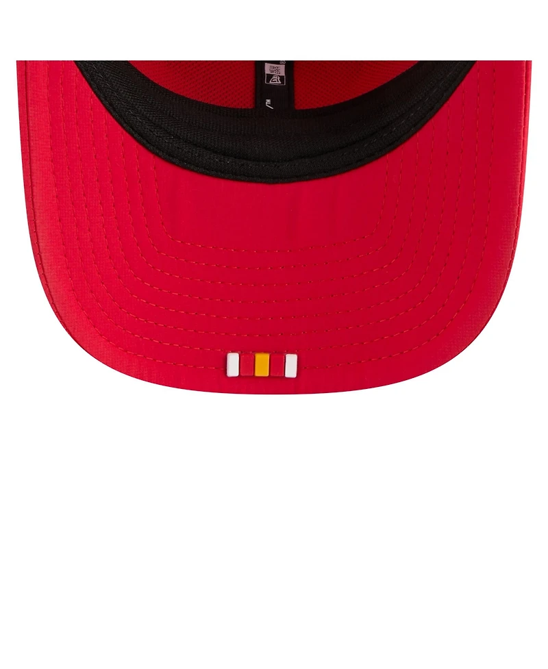 New Era Men's Red Kansas City Chiefs 2025 Sideline 9SEVENTY Trucker Adjustable Hat