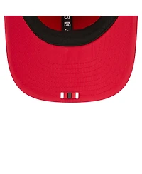 New Era Men's Red Tampa Bay Buccaneers 2025 Sideline 9SEVENTY Trucker Adjustable Hat
