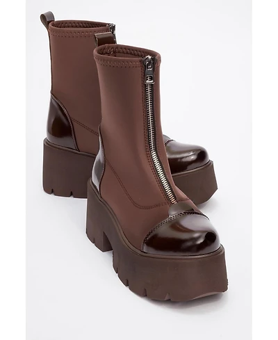 Prologue Shoes Bray Patent Chunky Boot (Women)