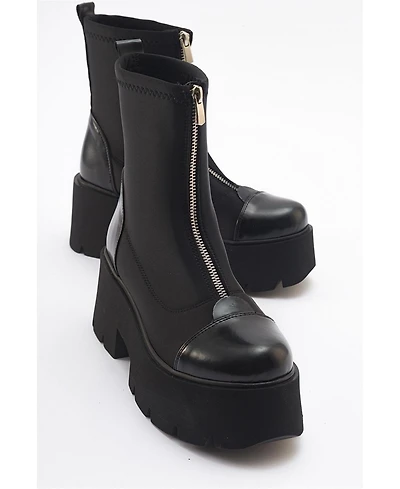Prologue Shoes Bray Patent Chunky Boot (Women)