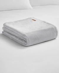 Lucky Brand Solid Plush Throw, 50" x 70"