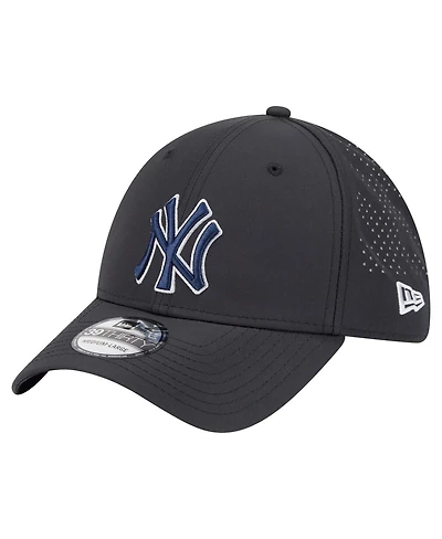 New Era Men's Black York Yankees Night 39THIRTY Flex Hat