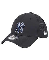 New Era Men's Black York Yankees Night 39THIRTY Flex Hat
