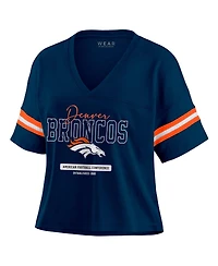 Wear by Erin Andrews Women's Navy Denver Broncos Color Block Boxy Modest Crop V-Neck T-Shirt