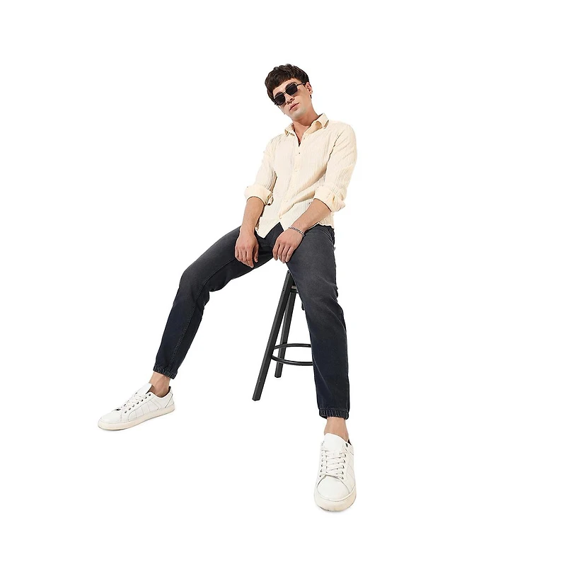 Campus Sutra Men's Textured Regular Fit Casual Shirt