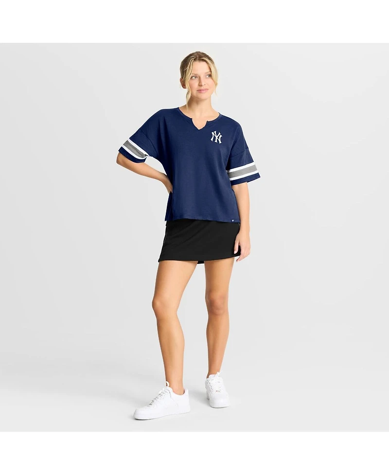 Fanatics Women's Navy New York Yankees Curl Route T-Shirt