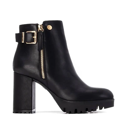 Women's Platform Ankle Booties By Xti