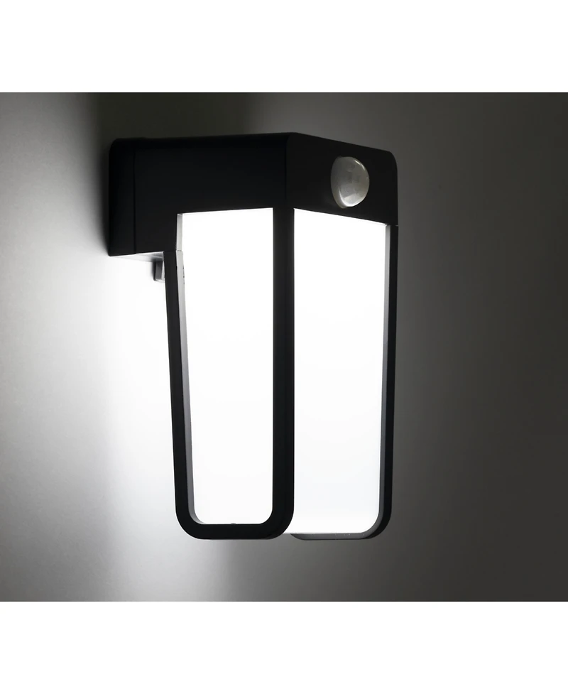 Maxsa Innovations Solar-powered Motion-activated Wall Sconce