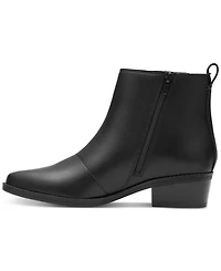 Clarks Collection Women's Danyelle Skip Block Heel Booties