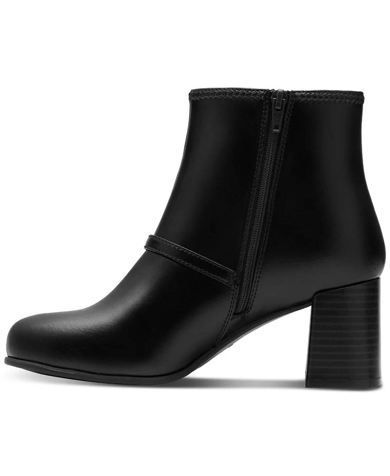 Clarks Collection Women's Keirsta Day Block Heel Booties