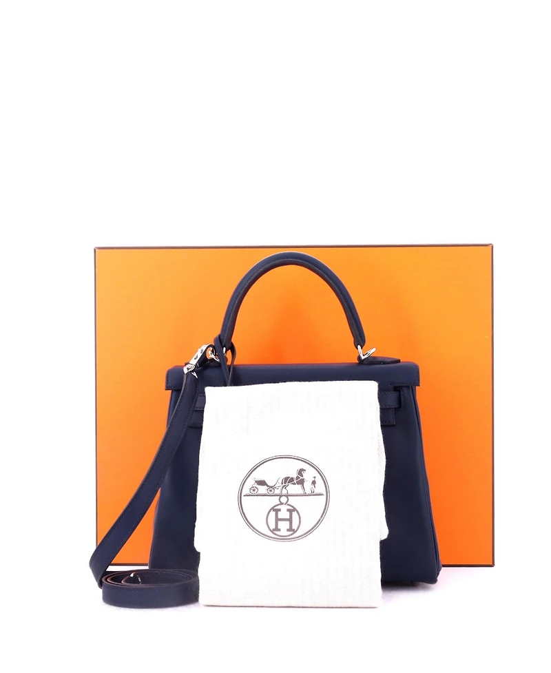 Pre-Owned Hermes Kelly 25 Handbag Swift with Palladium Hardware