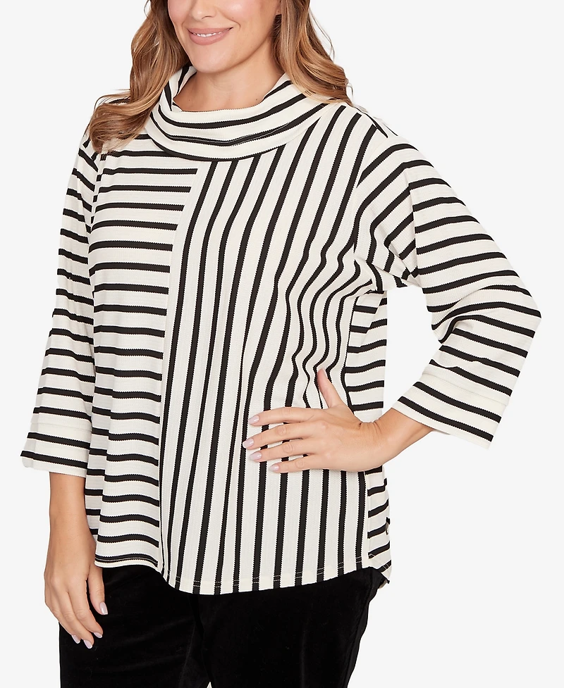 Hearts Of Palm Plus Striped 3/4 Sleeve Cowl Neck Top
