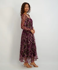 kensie Women's Sweetheart Neck Long Sleeve Embroidered Dress