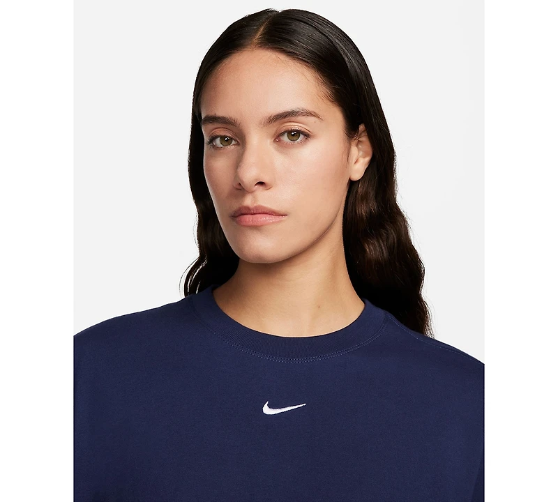Nike Women's Sportswear T-Shirt