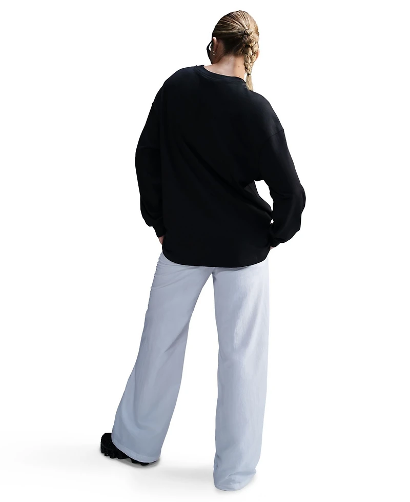 Nike Women's Oversized Long Sleeve T-Shirt