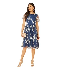 Yumi Women's Embroidered Floral Skater Dress