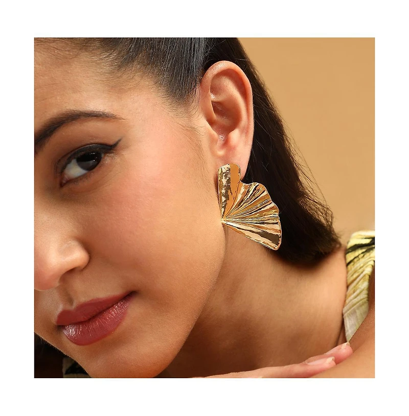 Sohi Women's The Fan Drop Earrings