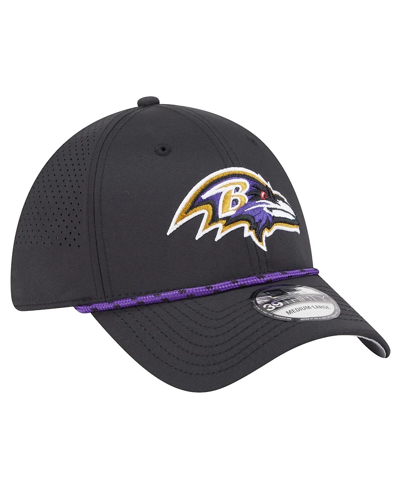New Era Men's Black Baltimore Ravens Perforated 39THIRTY Flex Hat