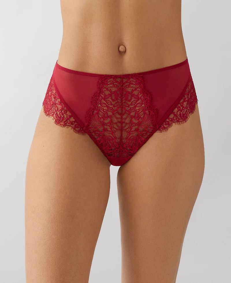 b.tempt'd by Wacoal Women's It's On Thong Underwear 933296