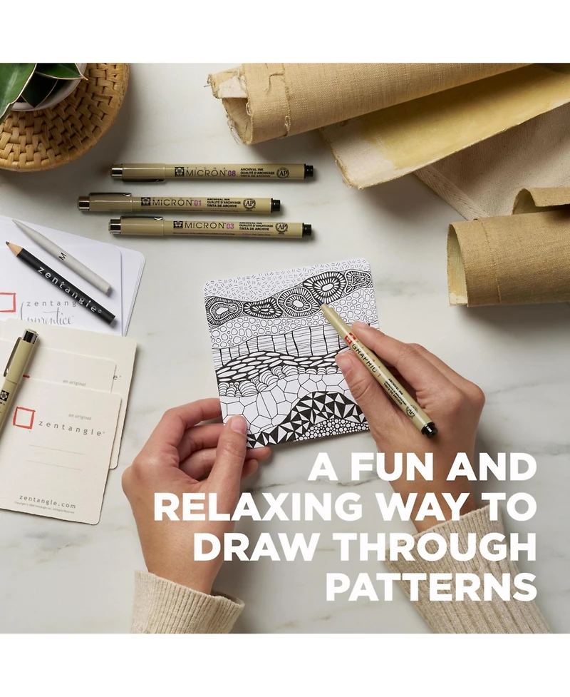 Sakura Gelly Roll Retractable Sparkle Set: 3 Stardust, 3 Metallic, 2 Blue & 2 Black