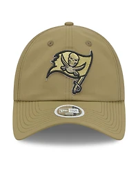 New Era Women's Green Tampa Bay Buccaneers 2025 Salute to Service Pony Tail Adjustable Hat