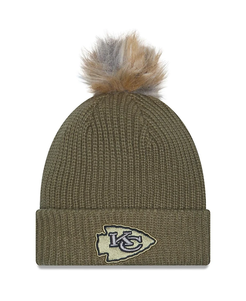 New Era Women's Dark Green Kansas City Chiefs 2025 Salute to Service Cuffed Knit with Pom Hat