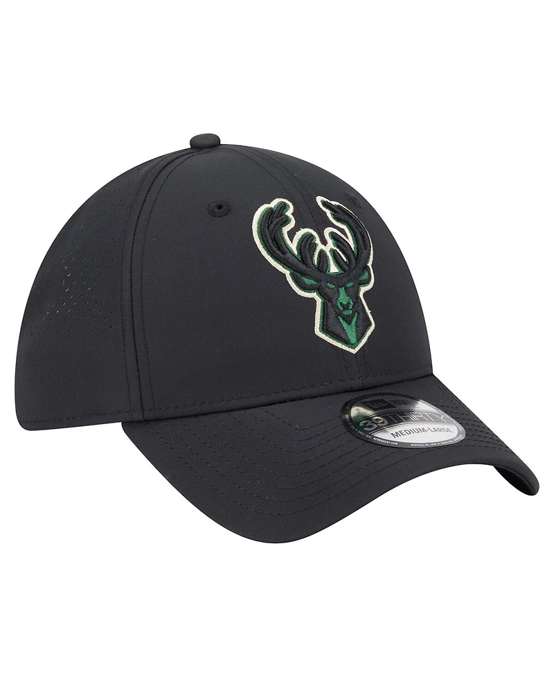 New Era Men's Black Milwaukee Bucks Night 39THIRTY Flex Hat