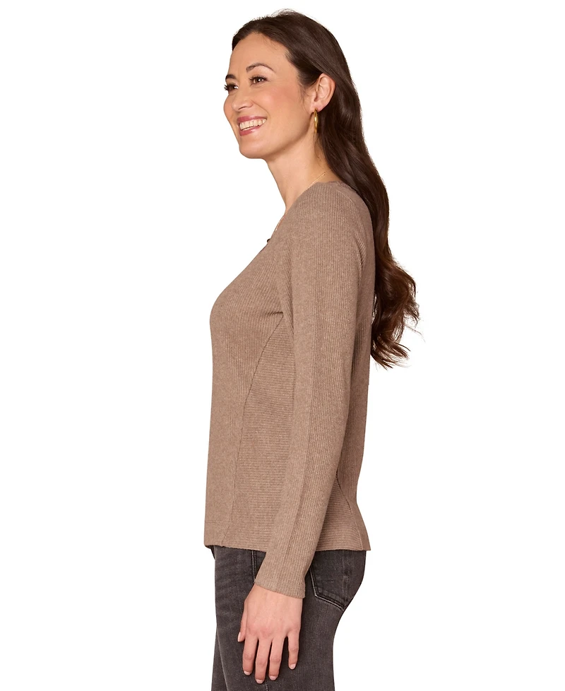Democracy Women's Long Sleeve Crochet V-Neck Top
