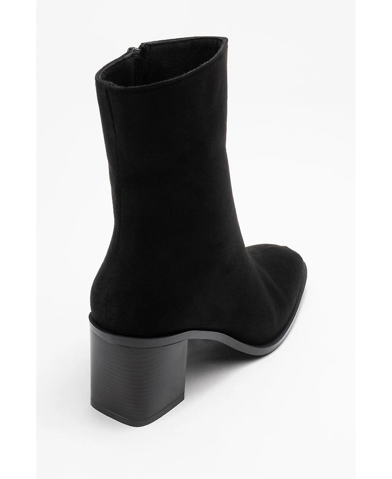 Prologue Shoes Chara Block Heel Ankle Boot (Women)