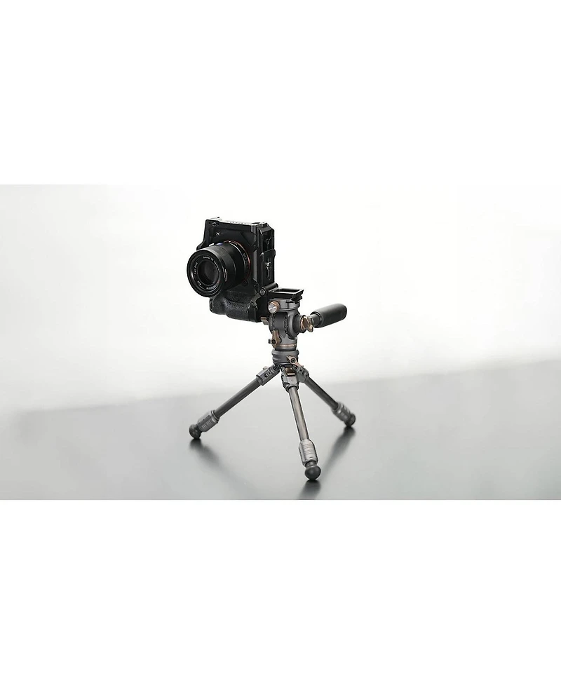 Tilta Four-Way Foldable Arca-Swiss Quick Release Baseplate, Black
