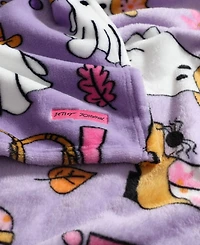 Betsey Johnson Halloween Printed Ultra Soft Plush Blanket, 70" x 50"