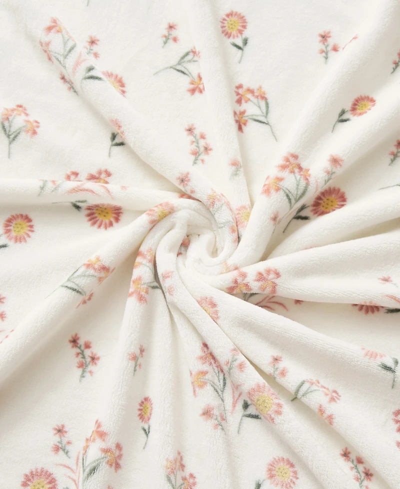 Lucky Brand Daisy Floral Cozy Plush Throw, 50" x 70"
