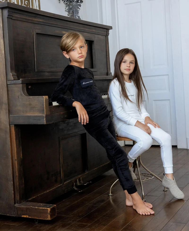 NoggiWear Baby Velour Patch Loungewear Set