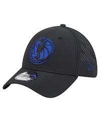 New Era Men's Black Dallas Mavericks Night 39THIRTY Flex Hat