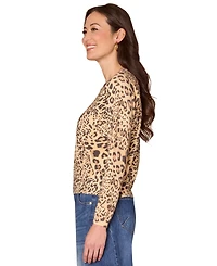 Democracy Petite Round Neck Printed Sweater
