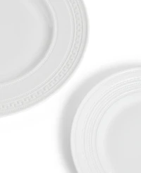 Wedgwood Dinnerware, Intaglio 5 Piece Place Setting